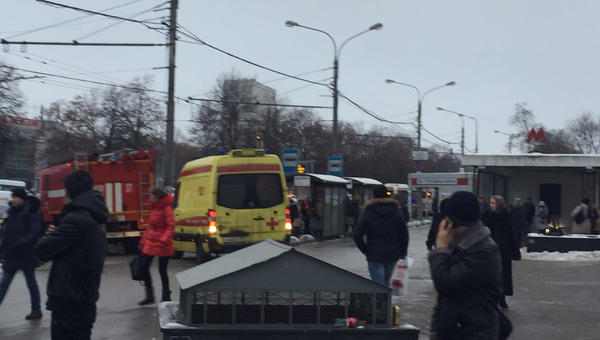 Ситуация у метро Коломенское, где раздался хлопок. 22 декабря 2016 Ситуация у метро Коломенское, где раздался хлопок. 22 декабря 2016
