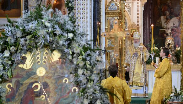 Рождественское богослужение в храме Христа Спасителя Рождественское богослужение в храме Христа Спасителя