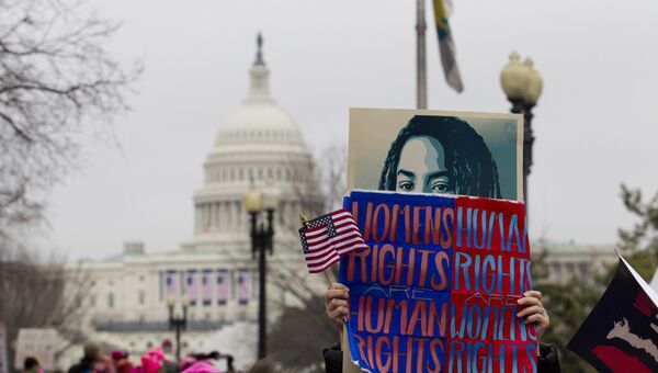 Женские протесты против Трампа в Вашингтоне Женские протесты против Трампа в Вашингтоне