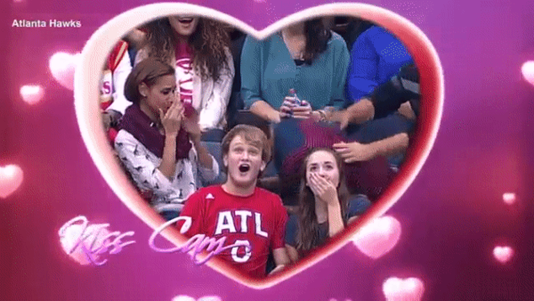 kiss cam kiss cam