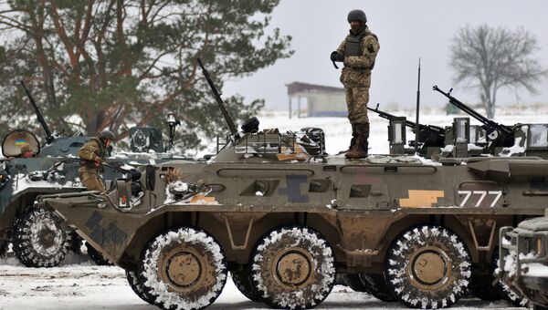 Военнослужащие вооруженных сил Украины. Архивное фото Военнослужащие вооруженных сил Украины. Архивное фото