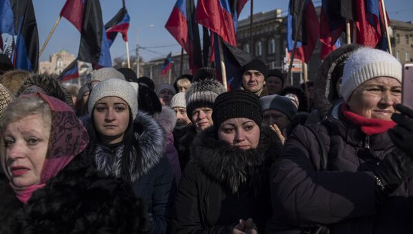 Прощание с командиром батальона ополчения ДНР Сомали Михаилом Толстых (позывной Гиви) в Донецке Прощание с командиром батальона ополчения ДНР Сомали Михаилом Толстых (позывной Гиви) в Донецке
