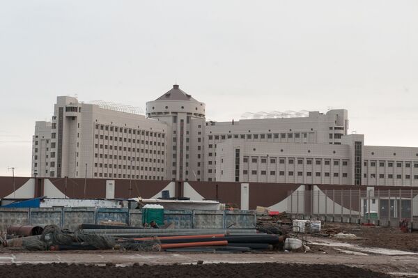 Здание нового следственного изолятора Кресты-2, строящегося в Санкт-Петербурге Здание нового следственного изолятора Кресты-2, строящегося в Санкт-Петербурге