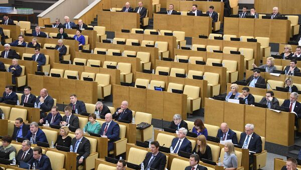 Пустующие кресла депутатов фракции ЛДПР на пленарном заседании Государственной Думы РФ. 15 марта 2017 Пустующие кресла депутатов фракции ЛДПР на пленарном заседании Государственной Думы РФ. 15 марта 2017
