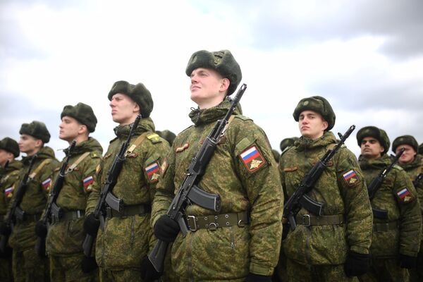 Совместная тренировка пеших парадных расчетов войск Московского гарнизона и механизированной колонны к участию в военном параде на Красной площади 9 мая 2017 года Совместная тренировка пеших парадных расчетов войск Московского гарнизона и механизированной колонны к участию в военном параде на Красной площади 9 мая 2017 года