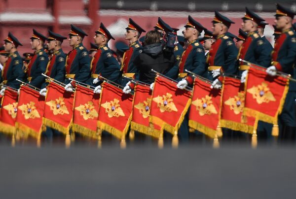 Генеральная репетиция военного парада, посвящённого 72-й годовщине Победы в ВОВ Генеральная репетиция военного парада, посвящённого 72-й годовщине Победы в ВОВ