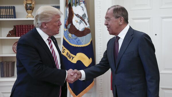 Встреча министра иностранных дел России Сергея Лаврова и президента США Дональда Трампа в Вашингтоне. 10 мая 2017 Встреча министра иностранных дел России Сергея Лаврова и президента США Дональда Трампа в Вашингтоне. 10 мая 2017