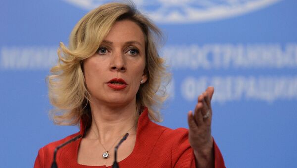 Официальный представитель министерства иностранных дел России Мария Захарова во время брифинга в Москве. Архивное фото Официальный представитель министерства иностранных дел России Мария Захарова во время брифинга в Москве. Архивное фото