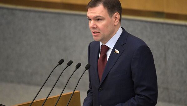 Председатель комитета Госдумы по информационной политике, информационным технологиям и связи, член фракции Справедливая Россия Леонид Левин. Архивное фото Председатель комитета Госдумы по информационной политике, информационным технологиям и связи, член фракции Справедливая Россия Леонид Левин. Архивное фото