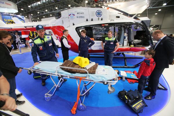 Многоцелевой вертолёт Департамента здравоохранения Москвы Eurocopter EC 145 на X международной выставке вертолетной индустрии HeliRussia в Международном выставочном центре Крокус Экспо в Москве Многоцелевой вертолёт Департамента здравоохранения Москвы Eurocopter EC 145 на X международной выставке вертолетной индустрии HeliRussia в Международном выставочном центре Крокус Экспо в Москве