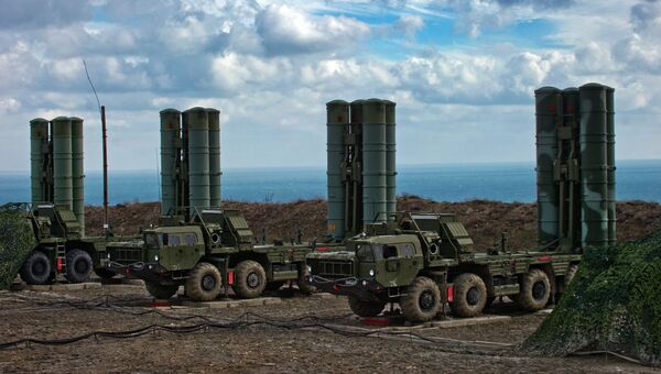 Зенитный ракетный комплекс С-400 Триумф полка противовоздушной обороны в Феодосии Зенитный ракетный комплекс С-400 Триумф полка противовоздушной обороны в Феодосии