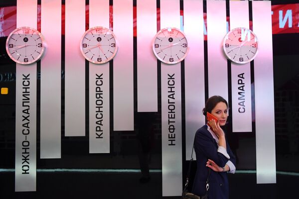 Фрагмент стенда компании Роснефть в Экспофоруме накануне открытия Санкт-Петербургского международного экономического форума 2017 Фрагмент стенда компании Роснефть в Экспофоруме накануне открытия Санкт-Петербургского международного экономического форума 2017