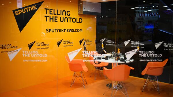 Студия радио Sputnik в Экспофоруме накануне открытия Санкт-Петербургского международного экономического форума 2017. Студия радио Sputnik в Экспофоруме накануне открытия Санкт-Петербургского международного экономического форума 2017.