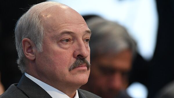 Президент Белоруссии Александр Лукашенко на заседании совета глав государств - членов ШОС. 9 июня 2017 Президент Белоруссии Александр Лукашенко на заседании совета глав государств - членов ШОС. 9 июня 2017