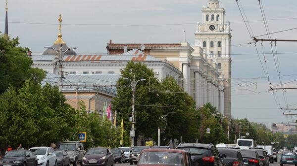 Проспект революции и здание ЮВЖД в Воронеже. Архивное фото Проспект революции и здание ЮВЖД в Воронеже. Архивное фото