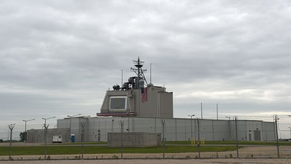 Американская наземная система противоракетной обороны Aegis Ashore на военной базе в Девеселу, Румыния. Архивное фото Американская наземная система противоракетной обороны Aegis Ashore на военной базе в Девеселу, Румыния. Архивное фото