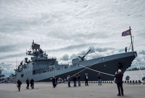 Фрегат Адмирал Макаров проект 11356 на Международном Военно-Морском салоне в Санкт-Петербурге Фрегат Адмирал Макаров проект 11356 на Международном Военно-Морском салоне в Санкт-Петербурге