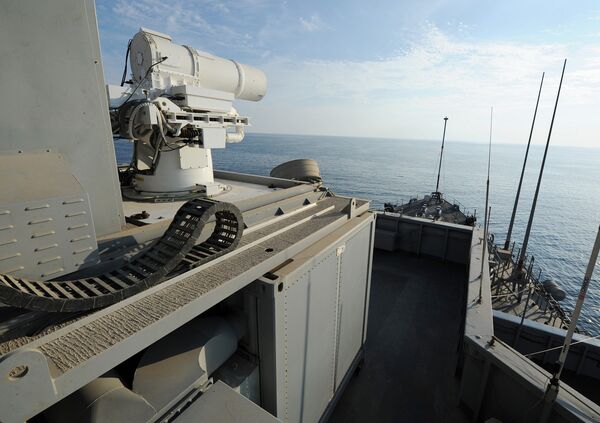Лазерная пушка, установленная на борту корабля USS Ponce Лазерная пушка, установленная на борту корабля USS Ponce