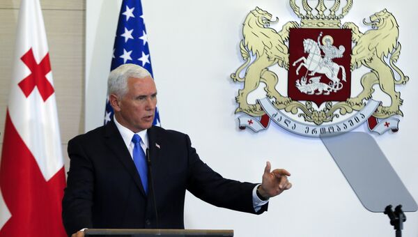 Вице-президент США Майк Пенс во время визита в Тбилиси. 1 августа 2017 Вице-президент США Майк Пенс во время визита в Тбилиси. 1 августа 2017