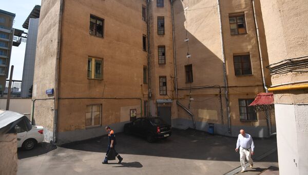 Четырехэтажный жилой дом в Москве, включенный в программу реновации Четырехэтажный жилой дом в Москве, включенный в программу реновации