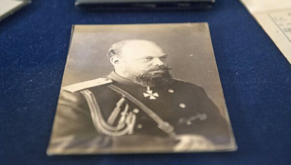 Фотография императора Александра III - документ из архива семьи Романовых, переданного музею-заповеднику Царское село Фотография императора Александра III - документ из архива семьи Романовых, переданного музею-заповеднику Царское село
