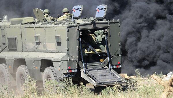 Бронеавтомобиль Тайфун-К на полигоне Кадамовский в Ростовской области во время подготовки к международному военно-техническому форуму Армия-2017 Бронеавтомобиль Тайфун-К на полигоне Кадамовский в Ростовской области во время подготовки к международному военно-техническому форуму Армия-2017