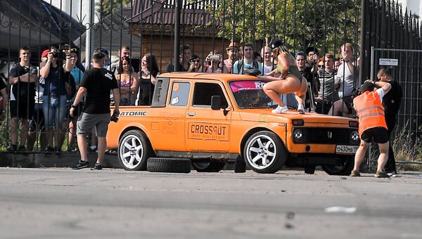 Участники Второго всероссийского фестиваля Жигулей Жи-Фест. 19 августа 2017 Участники Второго всероссийского фестиваля Жигулей Жи-Фест. 19 августа 2017