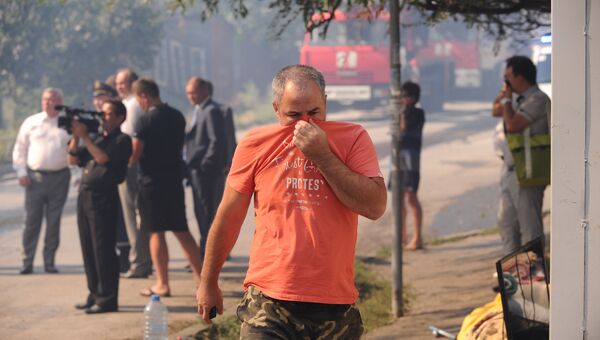 Пожар в Ростове-на-Дону в районе Театрального спуска Пожар в Ростове-на-Дону в районе Театрального спуска