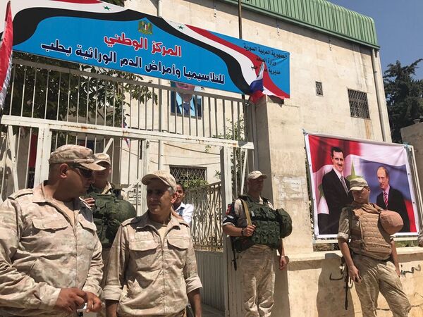 Раздача гуманитарного груза сирийским детям в народном центре по лечению заболеваний крови в Алеппо. 24 августа 2017 Раздача гуманитарного груза сирийским детям в народном центре по лечению заболеваний крови в Алеппо. 24 августа 2017