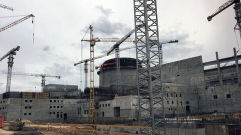Строящаяся АЭС неподалеку от города Островец в Белоруссии Строящаяся АЭС неподалеку от города Островец в Белоруссии