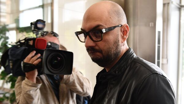 Режиссер Кирилл Серебренников перед заседанием Московского городского суда. 4 сентября 2017 Режиссер Кирилл Серебренников перед заседанием Московского городского суда. 4 сентября 2017