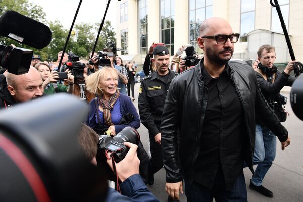 Режиссер Кирилл Серебренников после заседания Московского городского суда. 4 сентября 2017 Режиссер Кирилл Серебренников после заседания Московского городского суда. 4 сентября 2017