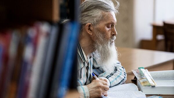 Тема деменции очень тонкая, сложная и болезненная как для того, кого поразил недуг, так и для его близких Тема деменции очень тонкая, сложная и болезненная как для того, кого поразил недуг, так и для его близких