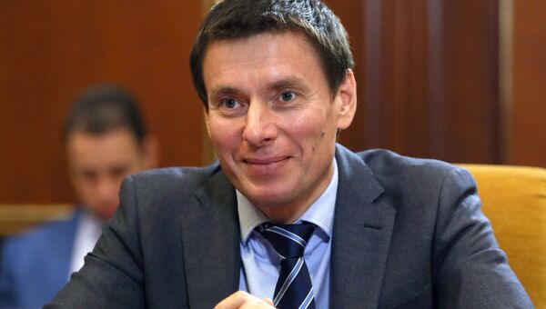 Заместитель руководителя аппарата правительства РФ – директор департамента проектной деятельности правительства РФ Андрей Слепнев на заседании президиума Совета при президенте РФ по стратегическому развитию и приоритетным проектам. 27 сентября 2017 Заместитель руководителя аппарата правительства РФ – директор департамента проектной деятельности правительства РФ Андрей Слепнев на заседании президиума Совета при президенте РФ по стратегическому развитию и приоритетным проектам. 27 сентября 2017