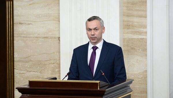 Временно исполняющий обязанности губернатора Новосибирской области Андрей Травников во время церемонии представления правительству. 9 октября 2017 Временно исполняющий обязанности губернатора Новосибирской области Андрей Травников во время церемонии представления правительству. 9 октября 2017