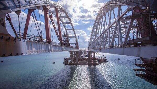 Завершение работ по установке по установке автодорожной арки Крымского моста. 13 октября 2017 Завершение работ по установке по установке автодорожной арки Крымского моста. 13 октября 2017