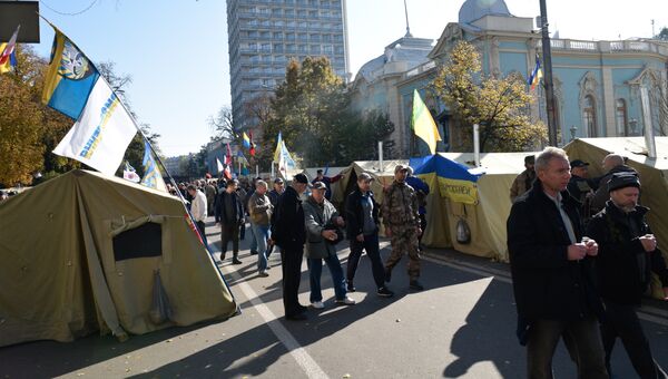Палаточный городок сторонников политических реформ у здания Верховной рады Украины в Киеве. 18 октября 2017 Палаточный городок сторонников политических реформ у здания Верховной рады Украины в Киеве. 18 октября 2017