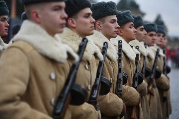 Генеральная репетиция марша, посвященного 76-й годовщине парада 1941 года, на Красной площади в Москве Генеральная репетиция марша, посвященного 76-й годовщине парада 1941 года, на Красной площади в Москве