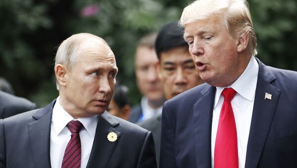 Президент России Владимир Путин и президент США Дональд Трамп. Архивное фото Президент России Владимир Путин и президент США Дональд Трамп. Архивное фото
