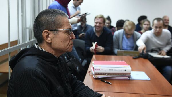 Экс-министр экономического развития Алексей Улюкаев на заседании Замоскворецкого суда. Архивное фото Экс-министр экономического развития Алексей Улюкаев на заседании Замоскворецкого суда. Архивное фото