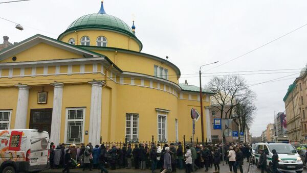 Отпевание Михаила Задорнова началось в храме Александра Невского в Риге. 15 ноября 2017 Отпевание Михаила Задорнова началось в храме Александра Невского в Риге. 15 ноября 2017