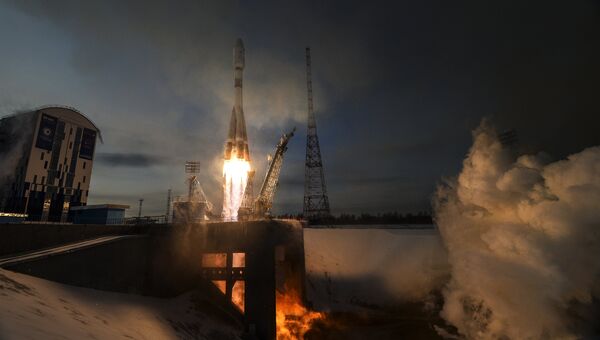 Старт ракеты-носителя Союз-2.1б с космическим аппаратом Метеор №2-1 с космодрома Восточный. 28 ноября 2017 Старт ракеты-носителя Союз-2.1б с космическим аппаратом Метеор №2-1 с космодрома Восточный. 28 ноября 2017