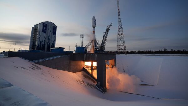 Старт ракеты-носителя Союз-2.1б с космическим аппаратом Метеор . Архивное фото Старт ракеты-носителя Союз-2.1б с космическим аппаратом Метеор . Архивное фото