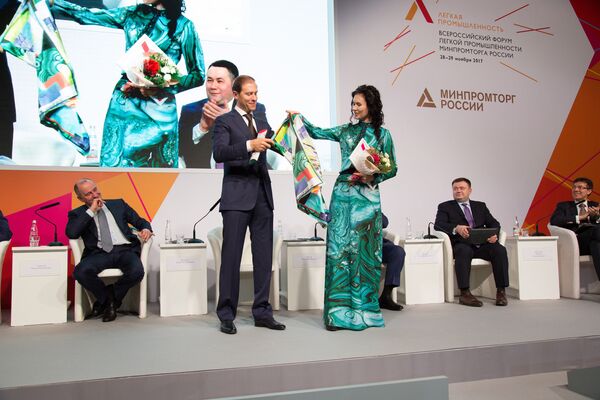 IV Всероссийский форум легкой промышленности IV Всероссийский форум легкой промышленности