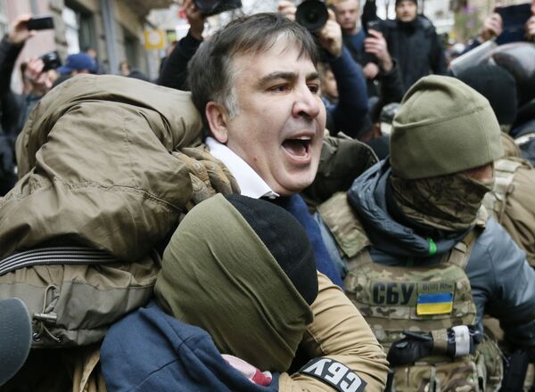 Задержание Михаила Саакашвили сотрудниками СБУ в Киеве, Украина. 5 декабря 2017 Задержание Михаила Саакашвили сотрудниками СБУ в Киеве, Украина. 5 декабря 2017