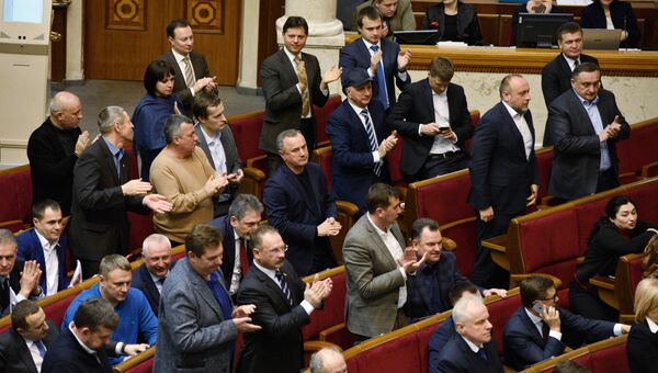 Депутаты на заседании Верховной рады Украины в Киеве. Архивное фото Депутаты на заседании Верховной рады Украины в Киеве. Архивное фото