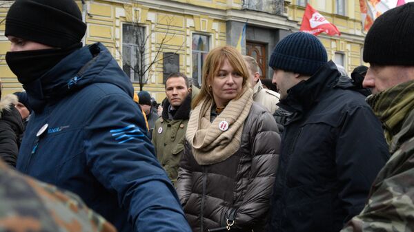 Жена экс-президента Грузии Михаила Саакашвили Сандра Руловс на акции протеста в Киеве. 10 декабря 2017 Жена экс-президента Грузии Михаила Саакашвили Сандра Руловс на акции протеста в Киеве. 10 декабря 2017