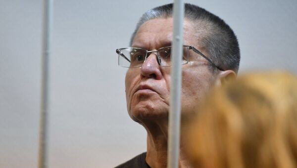 Алексей Улюкаев во время оглашения приговора. Архивное фото Алексей Улюкаев во время оглашения приговора. Архивное фото