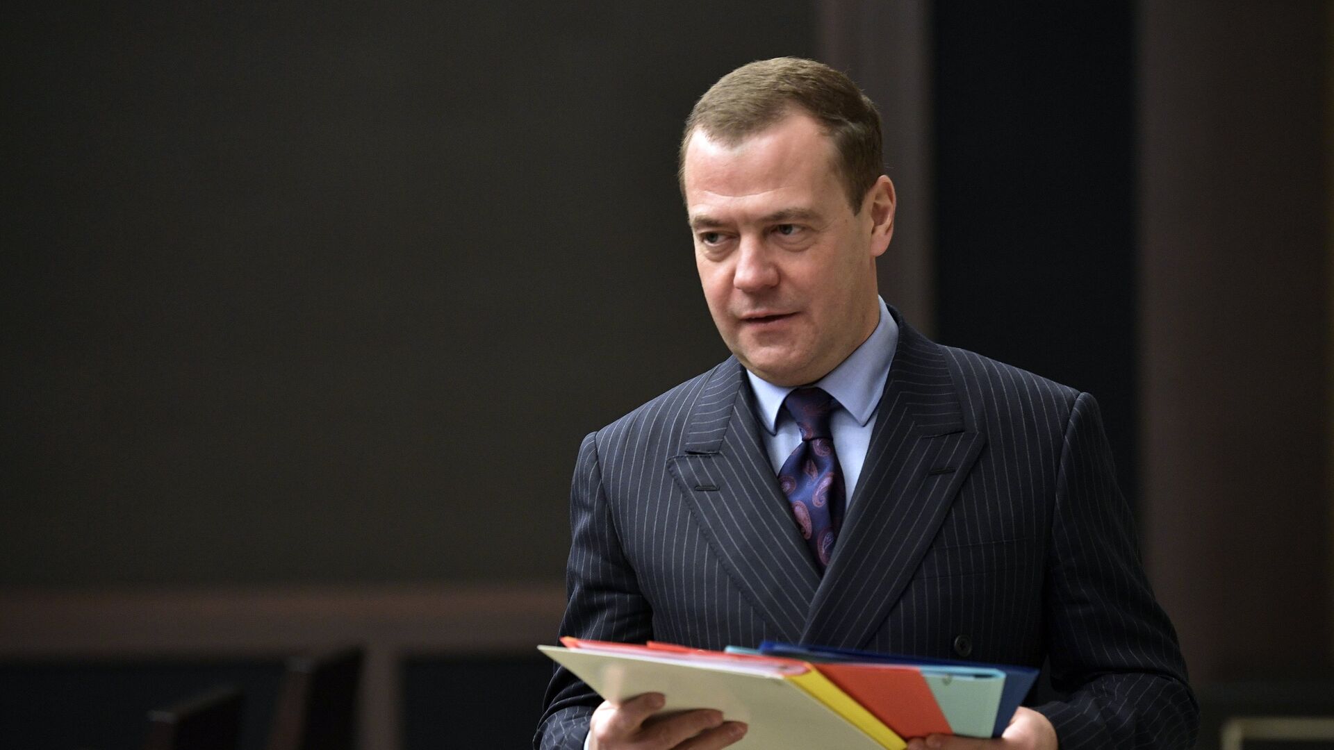 Медведев прокомментировал ситуацию с Навальным