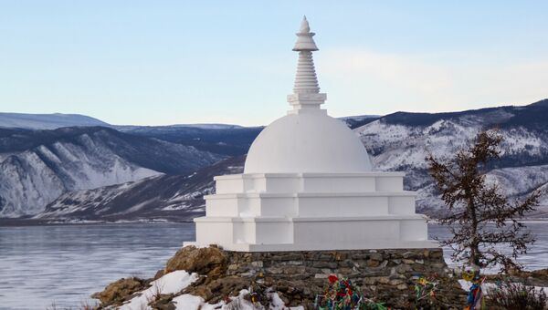 Буддийская Всеблагая Ступа Великого Просветления на острове Огой Буддийская Всеблагая Ступа Великого Просветления на острове Огой